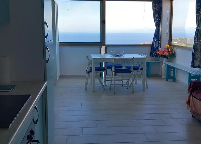 Lucente Daire Isola Rossa (Sassari)